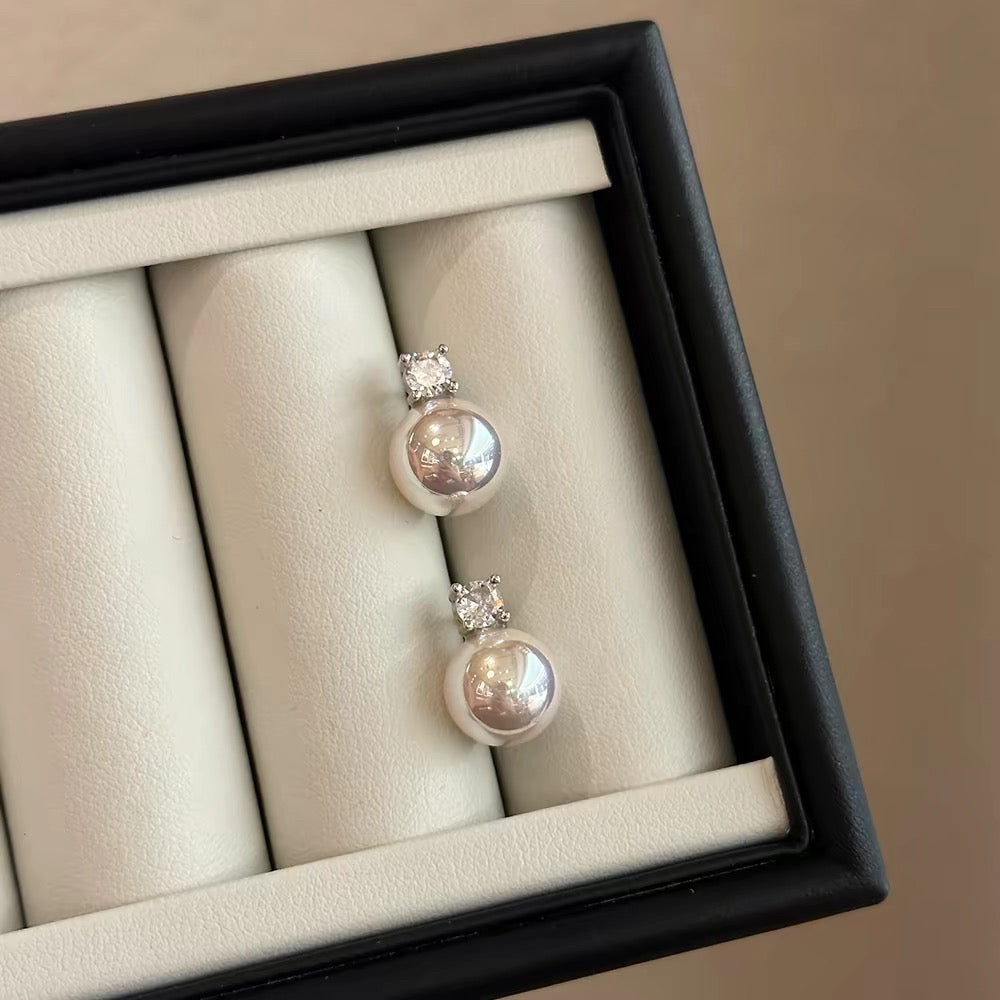 10mm White Pearl Stud Earrings